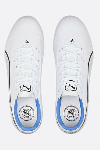 Футбольные бутсы Puma