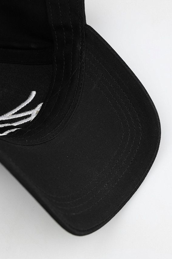 Кепка Karl Lagerfeld Черный