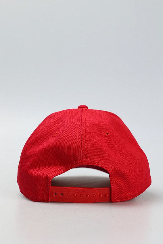 Кепка Armani Exchange Красный