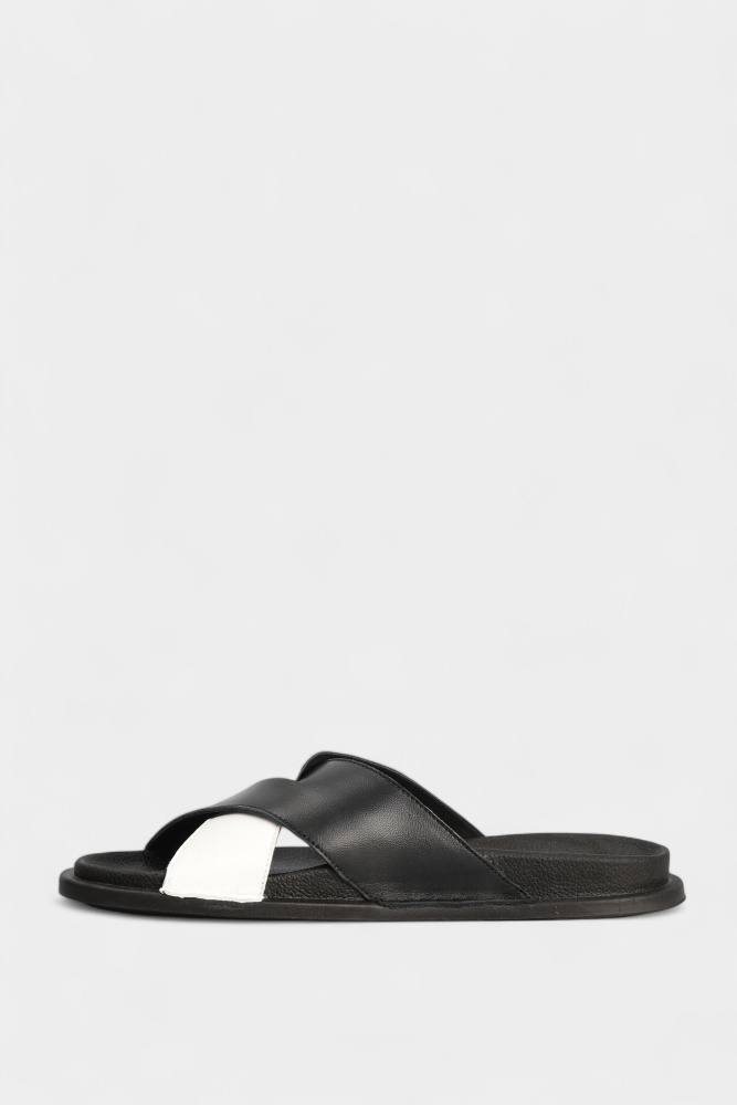 3611977 Шлепки Marc Cony Черный