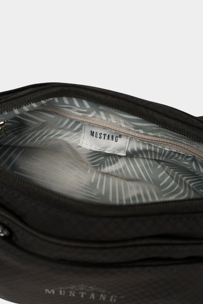 45,122 Сумка Mustang Черный