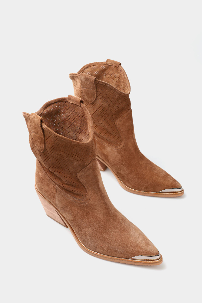 16-241K-07 Казаки Marc Cony Коричневый