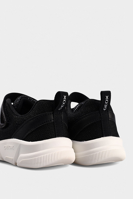 Кроссовки Geox