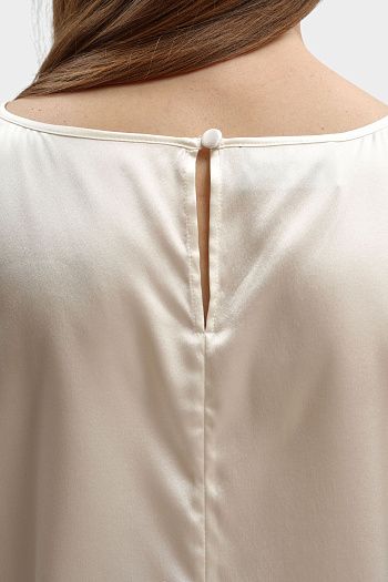 Топ из шелка Emporio Armani