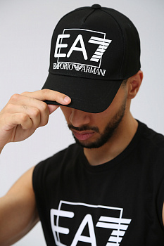 Кепка EA7