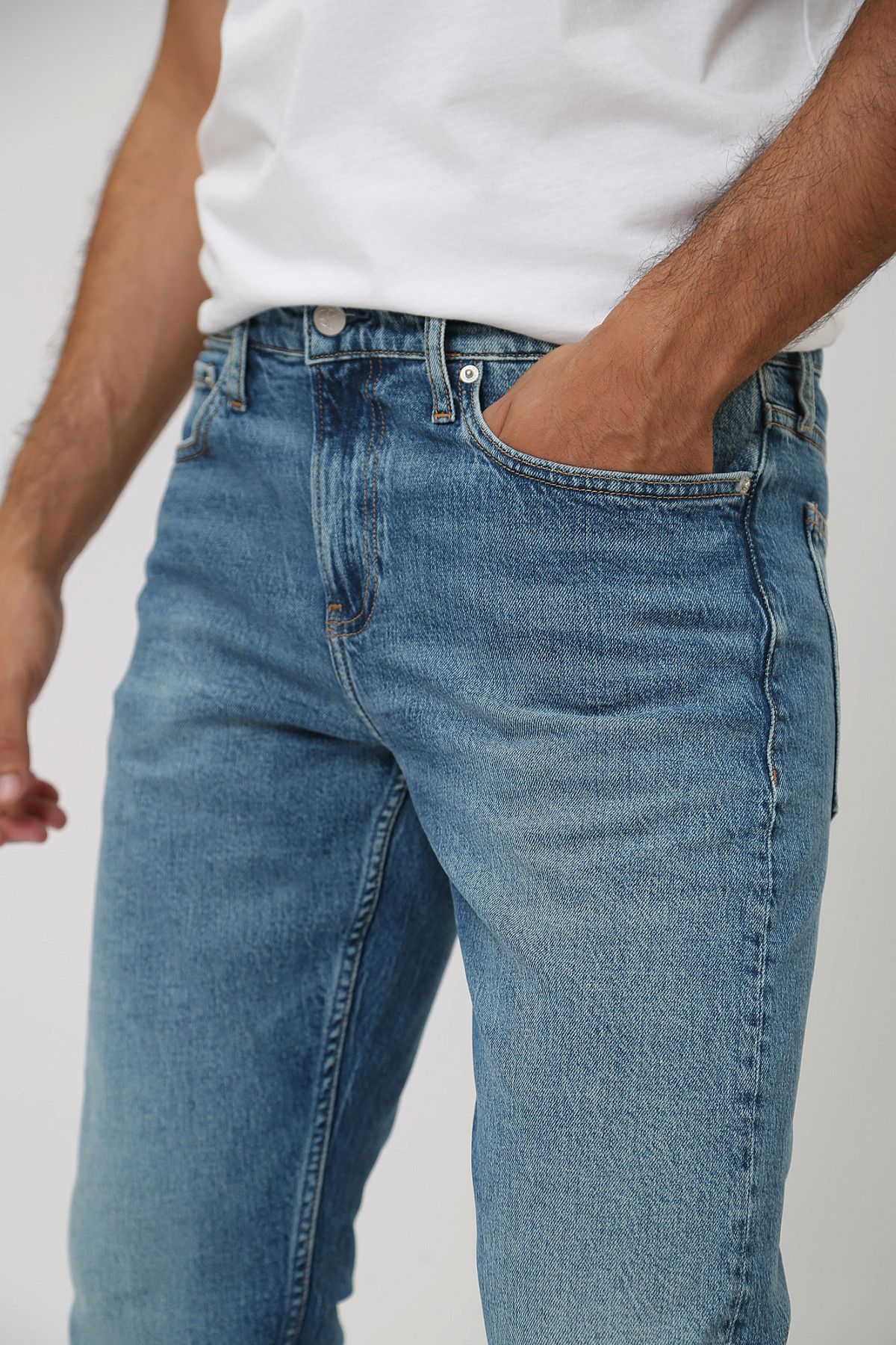 Джинсы Calvin Klein Jeans