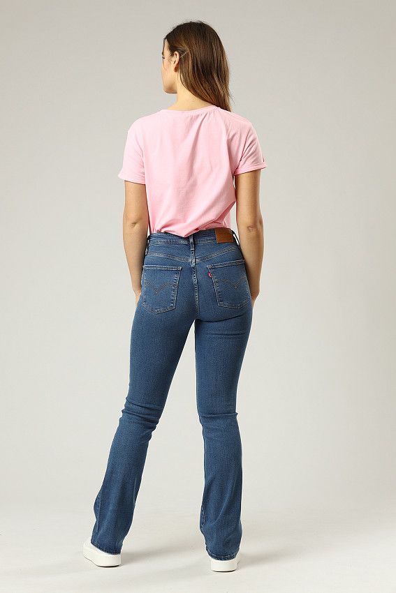 Джинсы 725 HIGH RISE BOOTCUT Levi`s