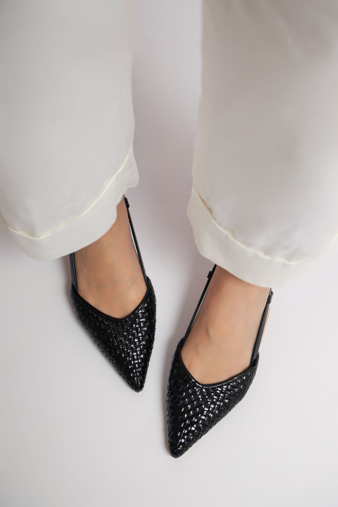 MC2126 Босоножки Marc Cony Черный