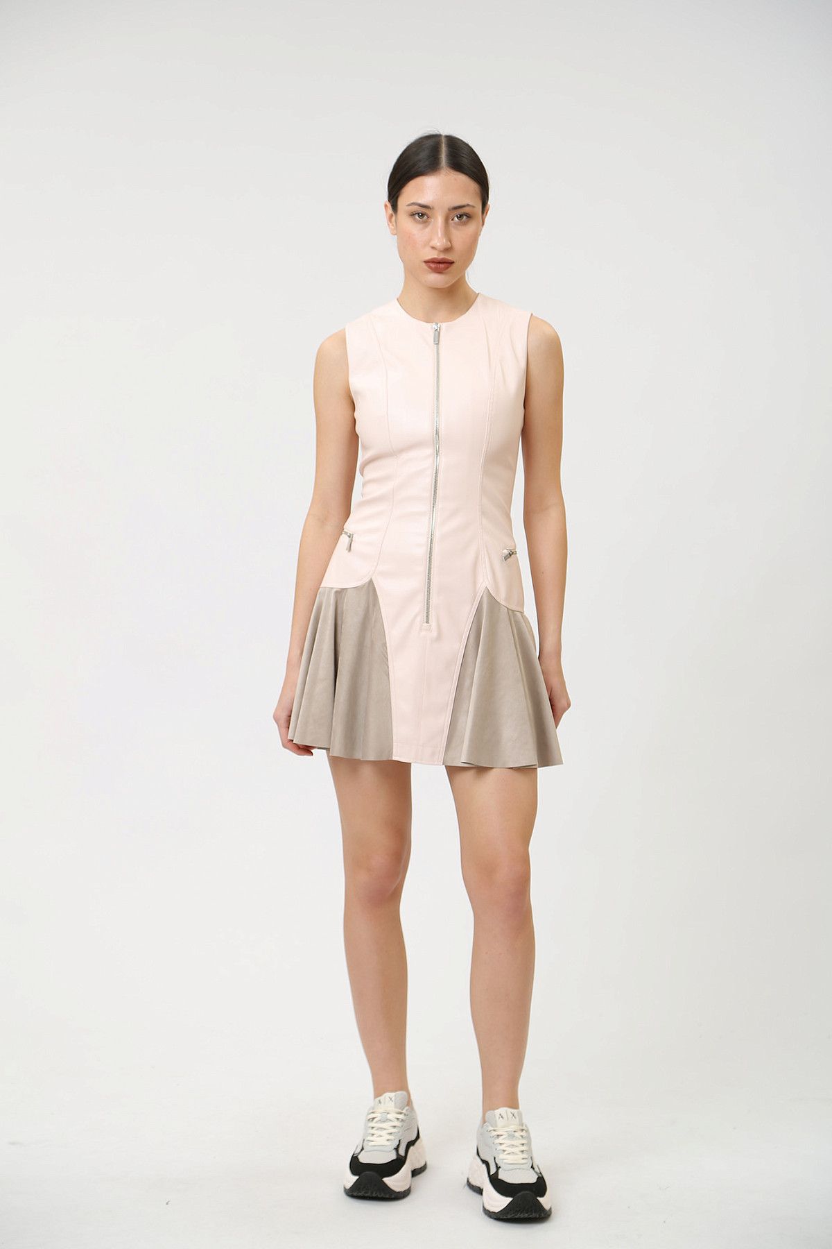 Платье Armani Exchange Розовый