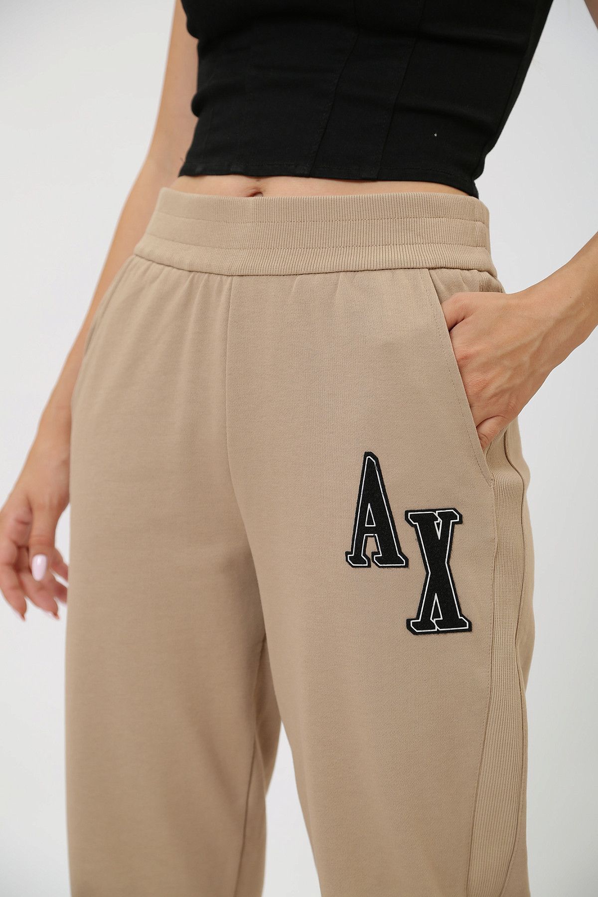 Брюки спортивные Armani Exchange Бежевый