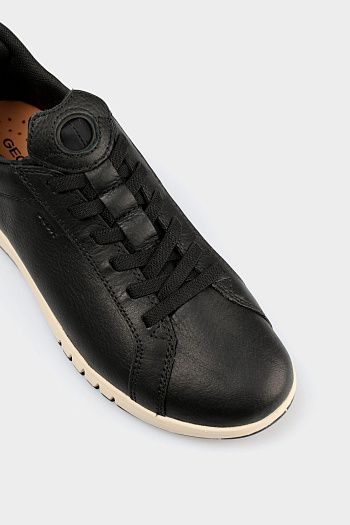 Кроссовки из кожи Geox