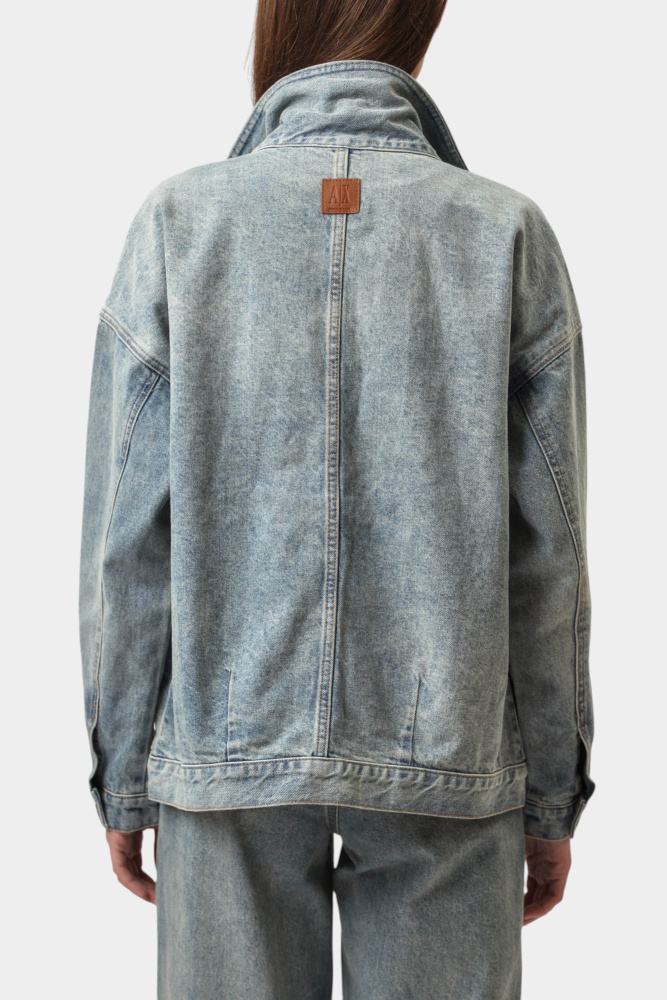 XW000902_AF10869 куртка джинсовая armani exchange 