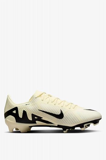 Футбольные бутсы Nike