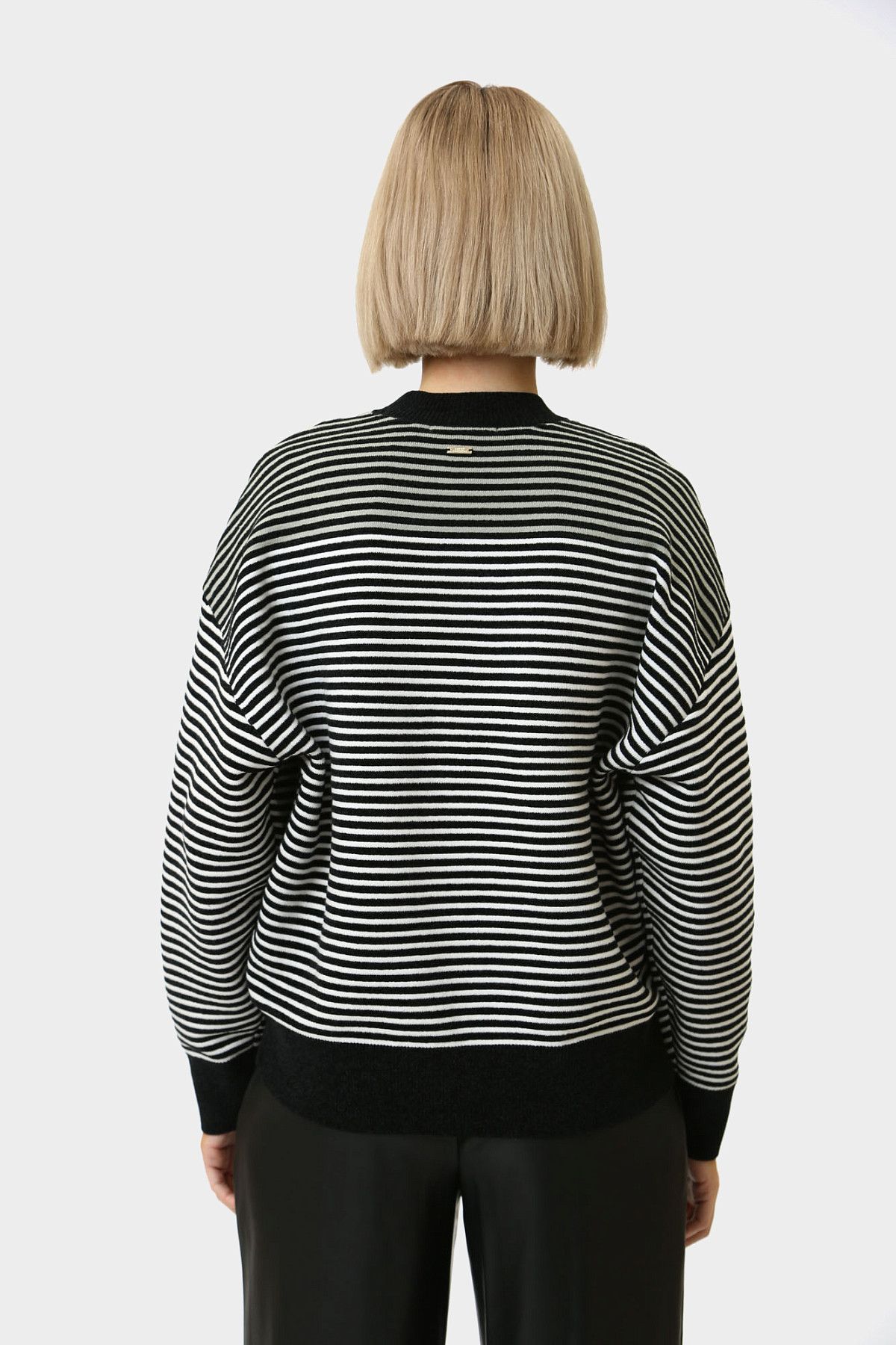 Свитер Armani Exchange Черный