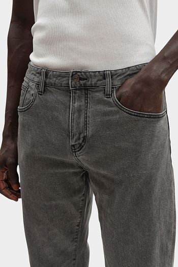 Джинсы Armani Exchange