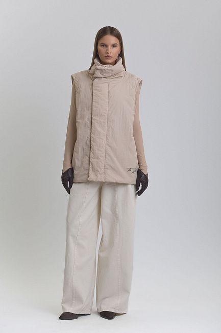 Жилет утеплённый The Hills