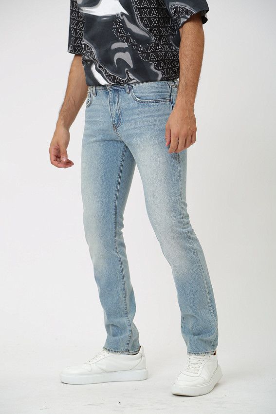 Джинсы Armani Exchange