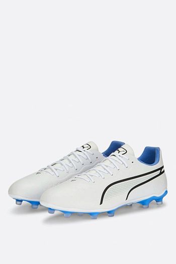 Футбольные бутсы Puma