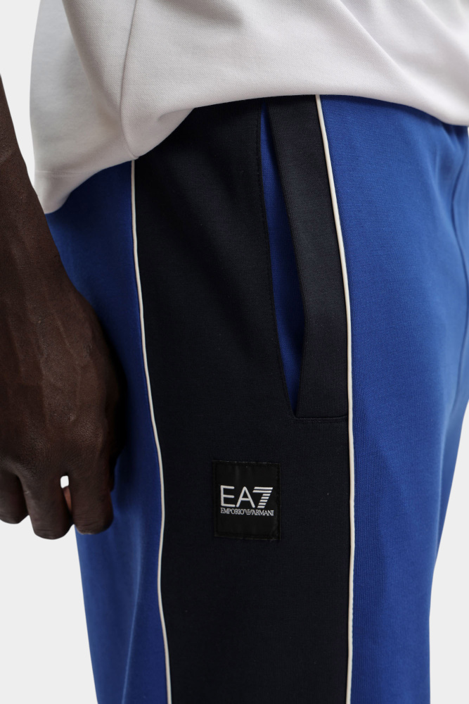 7M000987_AF12660 Брюки спортивные EA7 Синий