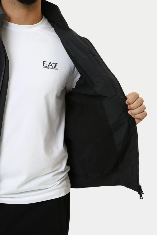 8NPB20_PNFZZ_1200 Куртка EA7 Черный