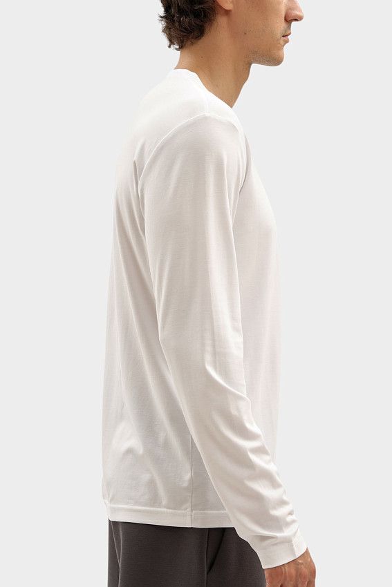 Лонгслив EA7 Белый