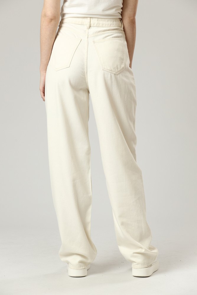 56J00190-1T005875 джинсы trussardi 