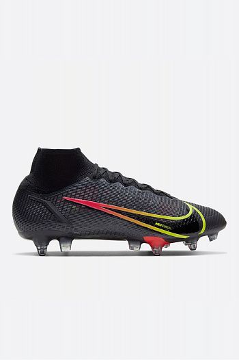 Футбольные бутсы Nike