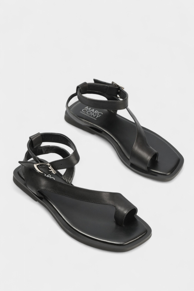 MC21648 Сандалии Marc Cony Черный