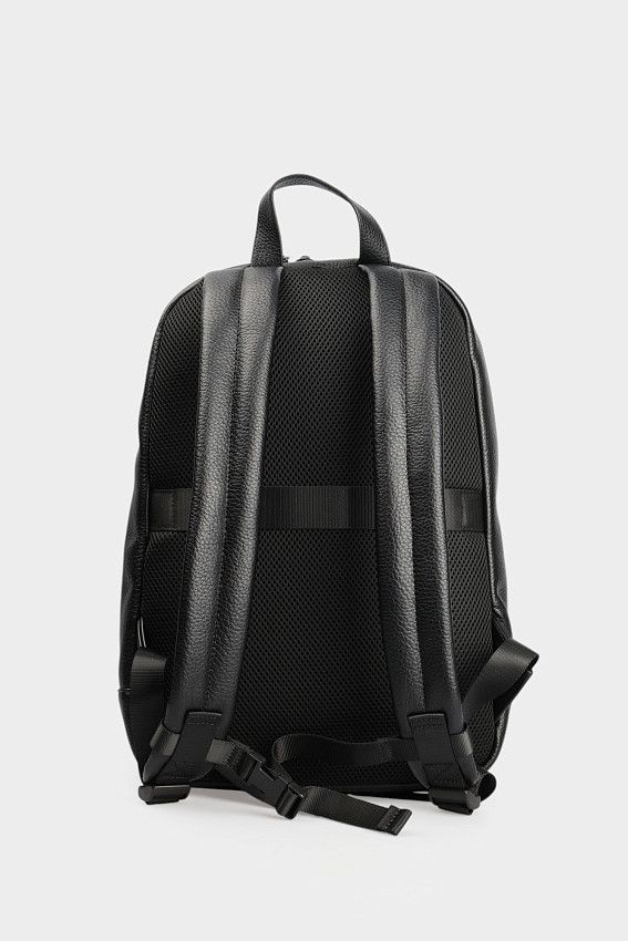 Рюкзак Armani Exchange Черный