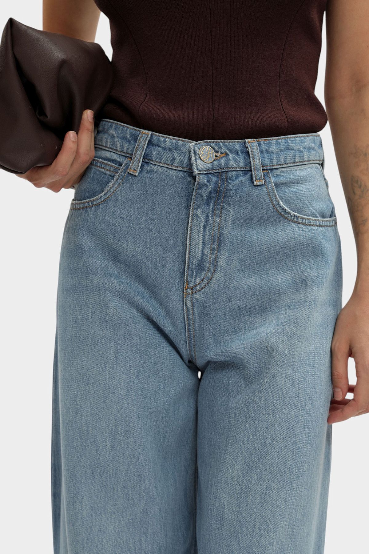 Джинсы Emporio Armani