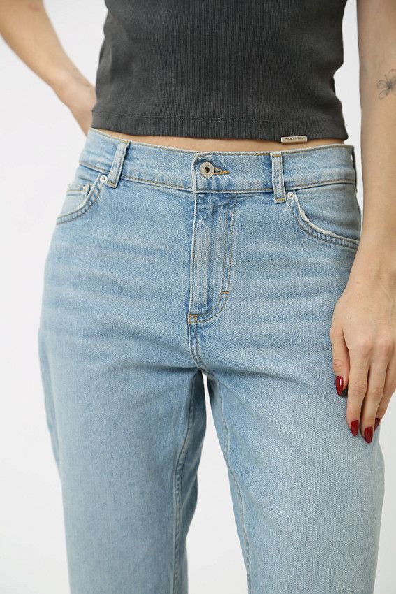 Джинсы Brooks Relaxed Slim  Mustang