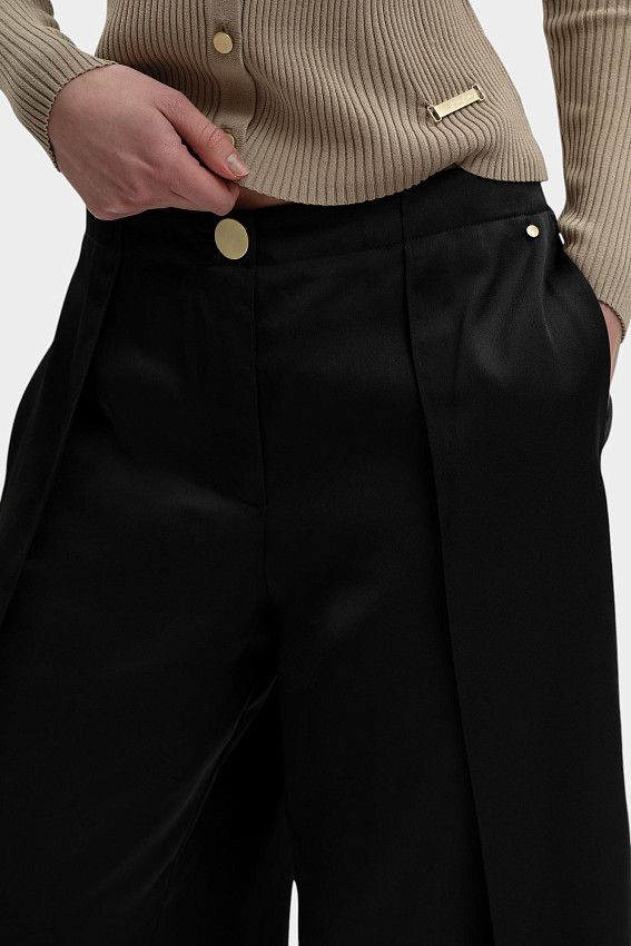 Брюки Armani Exchange Черный