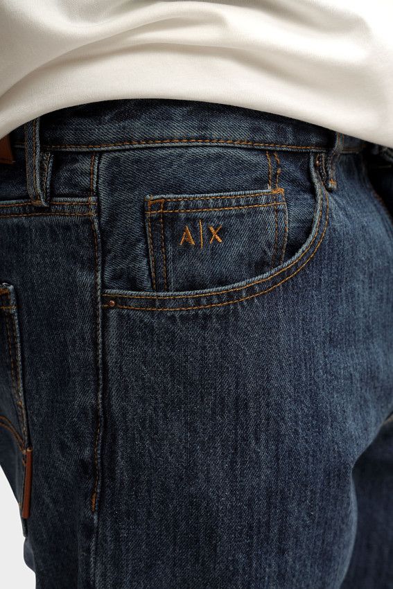Джинсы Armani Exchange