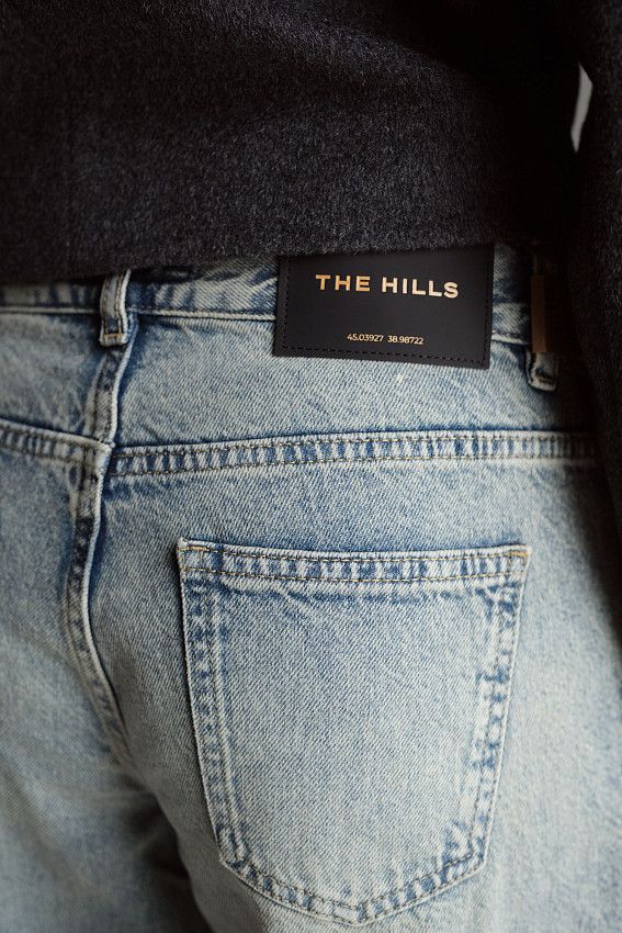 Джинсы широкие The Hills