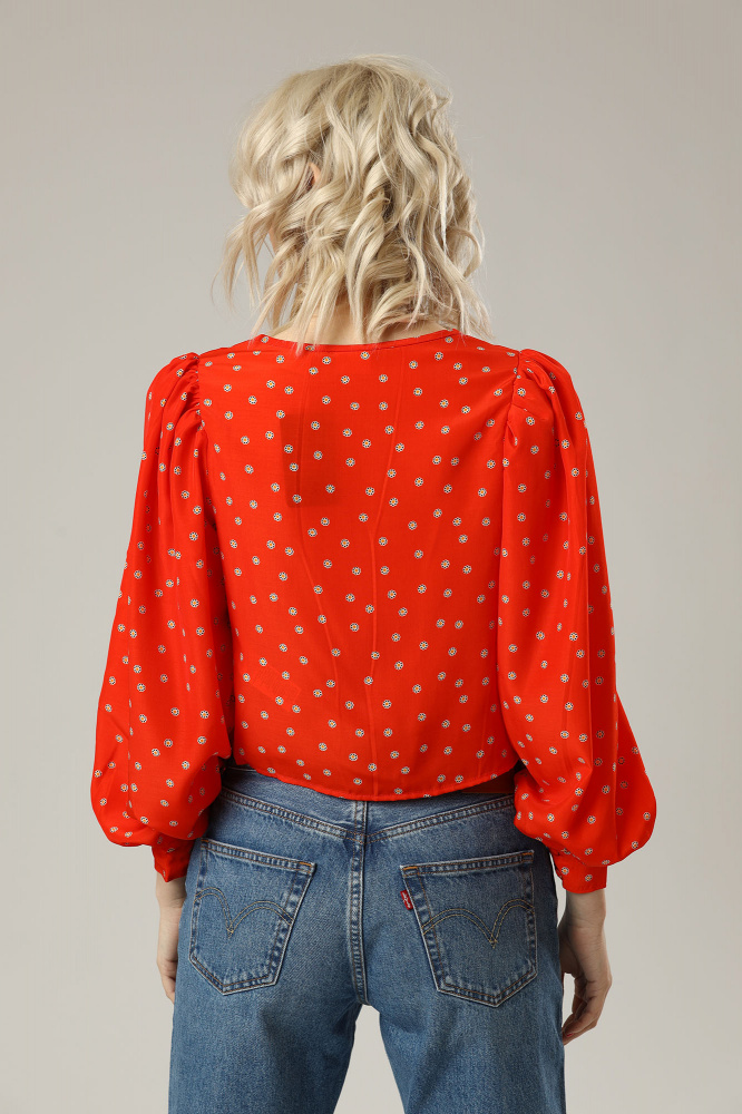 A1875000 блуза кроп levi`s 