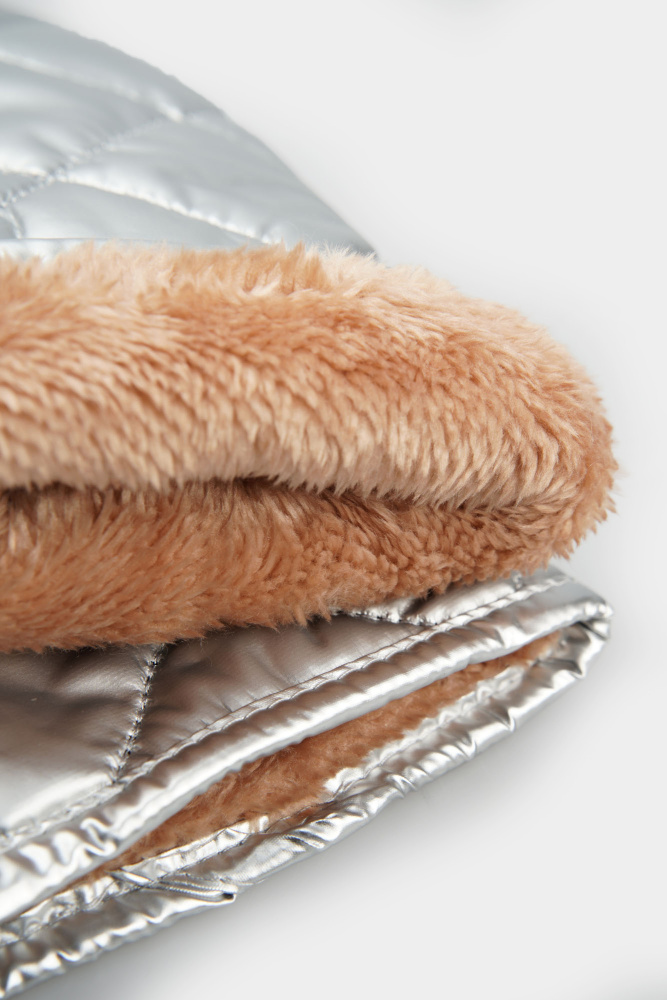 111-701-40 Варежки Marc Cony Серебряный