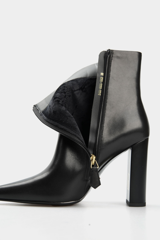 2488-050 Ботинки Graciana Черный