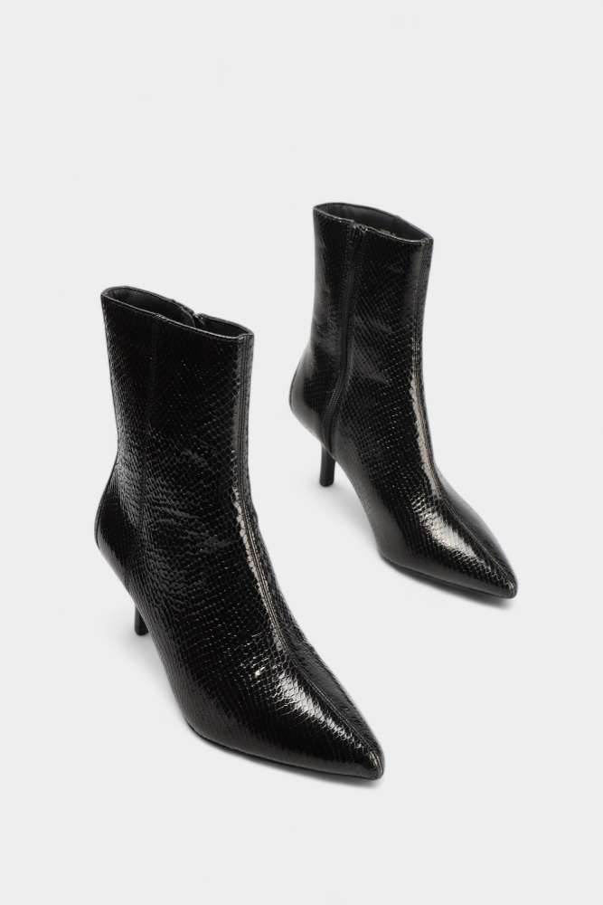 D56YBB000KY Ботильоны Geox Черный