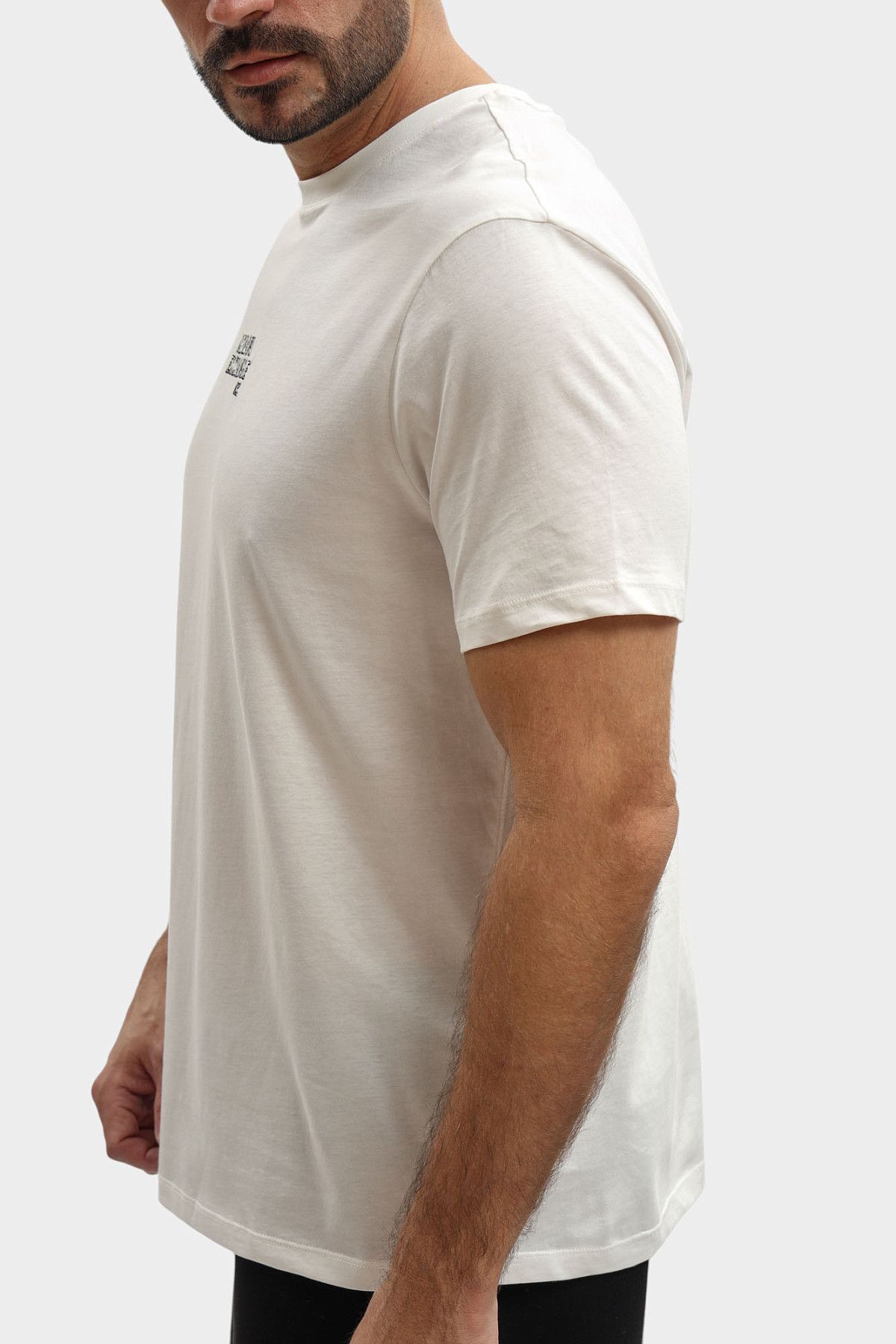 Футболка Armani Exchange Белый