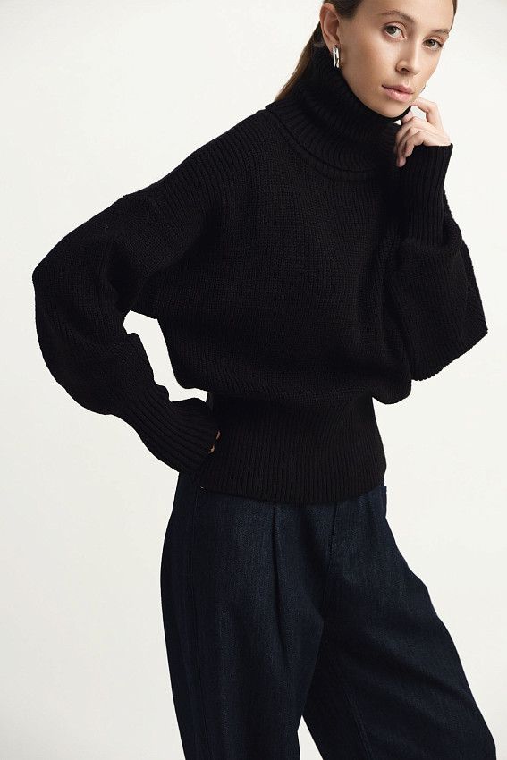 Свитер The Hills Черный