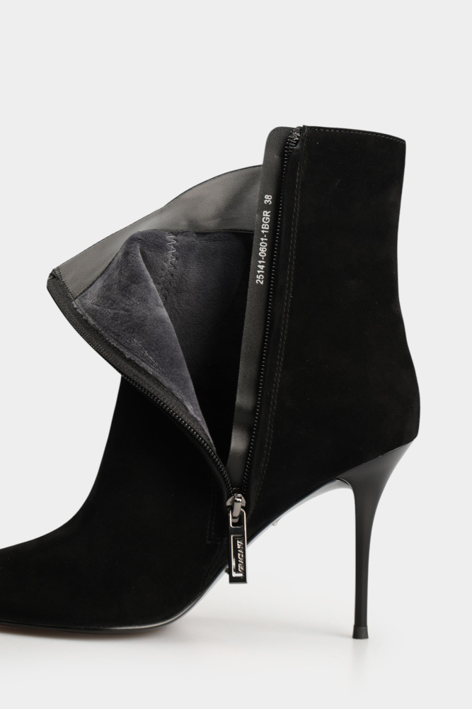 25141-0601 Ботильоны Graciana Черный