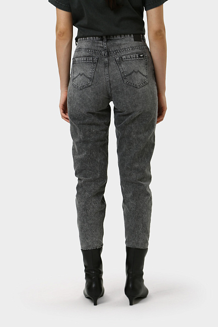 Джинсы Mustang