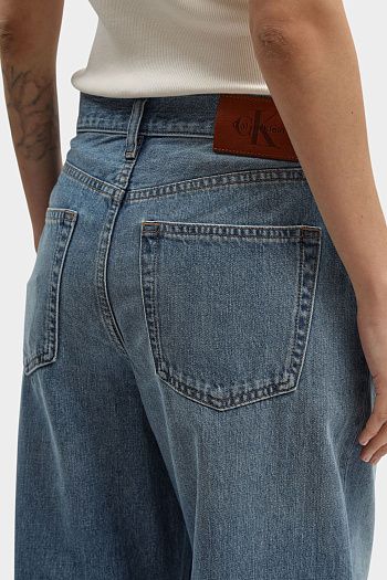 Джинсы широкие  голубые Calvin Klein Jeans
