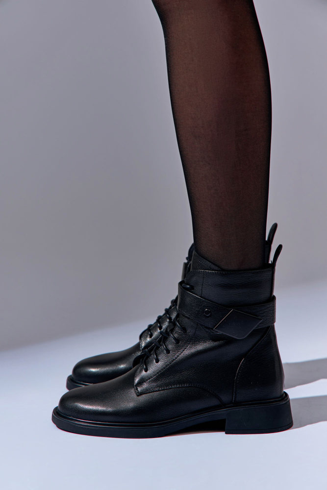 MCW019_02KB-BL Ботинки Marc Cony Черный