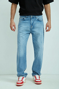 Джинсы STRAIGHT  Van Mich