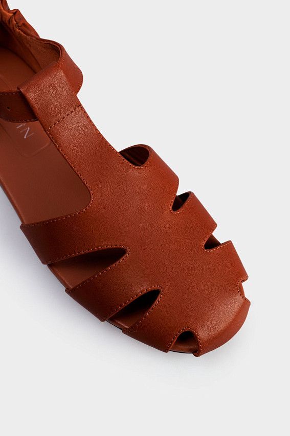 Сандаии Red Pin