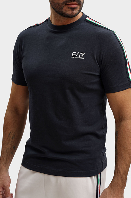 Футболка EA7