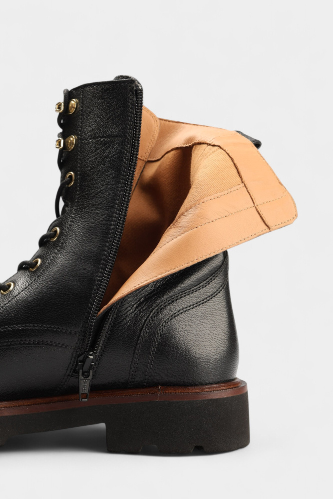 D564ZC00081 Ботинки Geox Черный