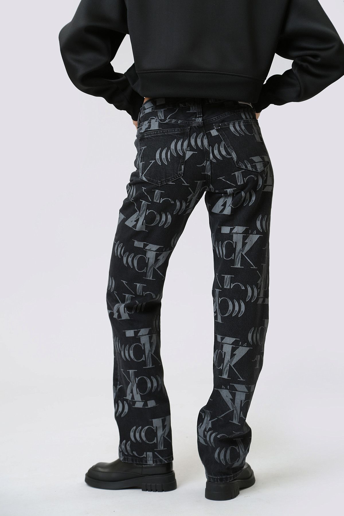 Джинсы Calvin Klein Jeans