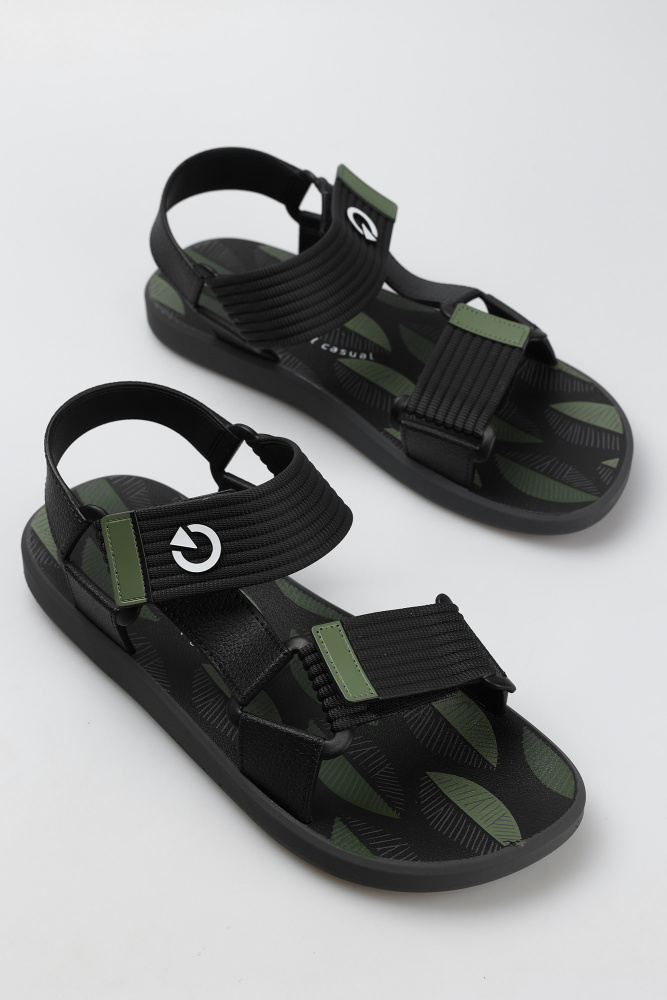 11867-AE15 Сандалии Cartago Черный